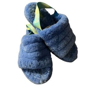 Ugg slippers girls 6